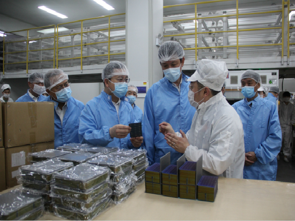 市委書記靳國衛(wèi)、市委副書記、代市長王心宇到我司調研工作