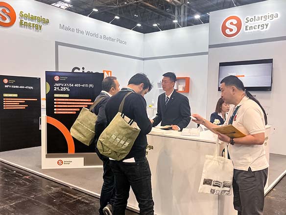 展會速遞 | 陽光能源攜Giga系列全黑組件登陸伯明翰！探索驅(qū)動英國能源轉(zhuǎn)型之路